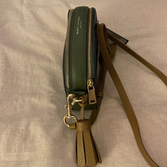 Marc Jacobs NWT Shutter Crossbody Bag Two Tone Navy And Green Leather - Picture 5 of 7